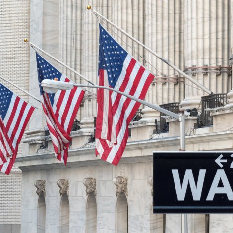 Partabrøvini á Wall Street í fríum falli