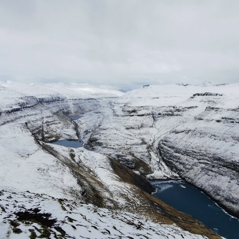 Myndir: Í fjøllunum omanfyri Saksun