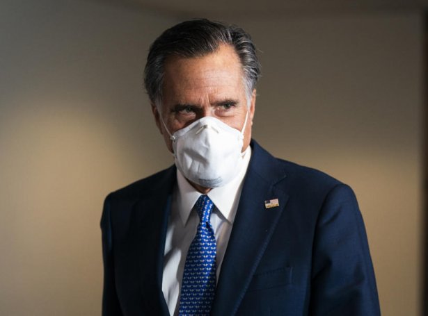 Mitt Romney (Mynd: EPA)