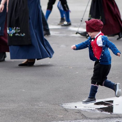 Nú ber til at søkja um stuðul til at halda ólavsøku í grannalagnum