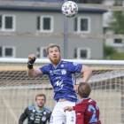 Odmar Færø noyddist út við skaða í Trongisvági leygardagin. Hann spælir tó helst í kvøld (Mynd: Sverri Egholm)