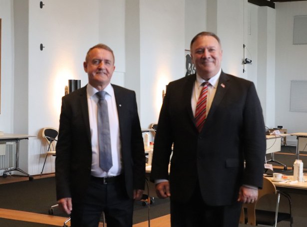 Jenis av Rana og Mike Pompeo (Mynd: Uttanríkis- og Mentamálaráðið)