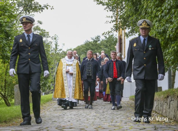 Skrúðgongan ólavsøkudag 2019 (Mynd: Jens Kr. Vang)