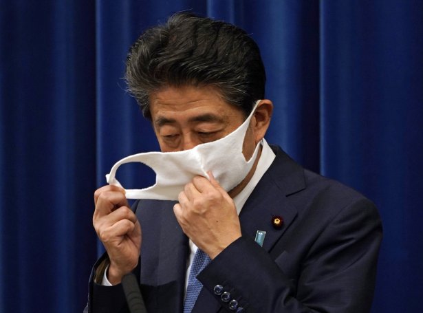 Shinzo Abe (Mynd: EPA)