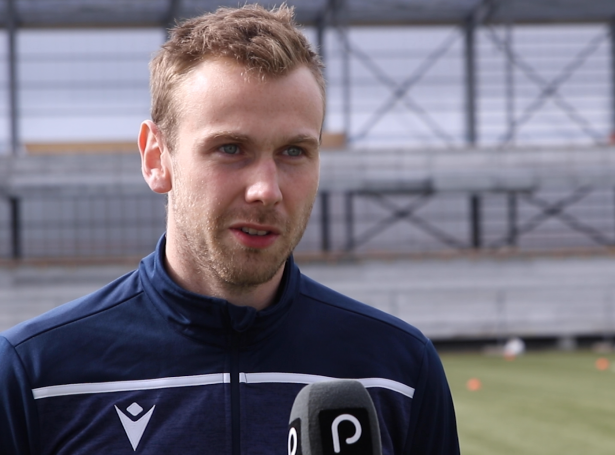 Video: - Håkan og Berthel eru báðir ógvuliga bóltfokuseraðir