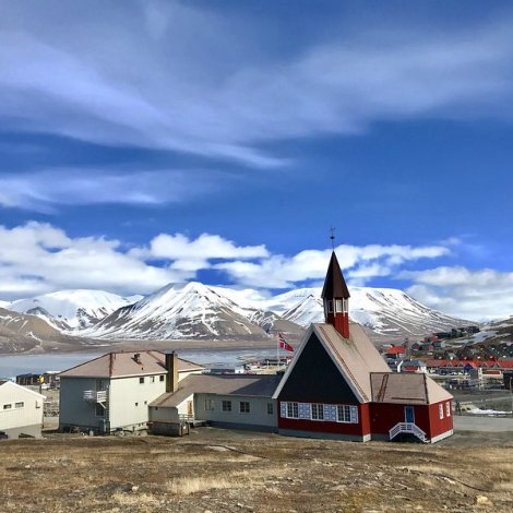 Svalbard: Heitasta summarið sum nakrantíð er skrásett