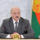 Lukasjenko: Kanska havi eg sitið ov leingi við valdið