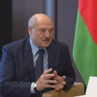 Lukasjenko ætlar at steingja mørkini til grannarnar