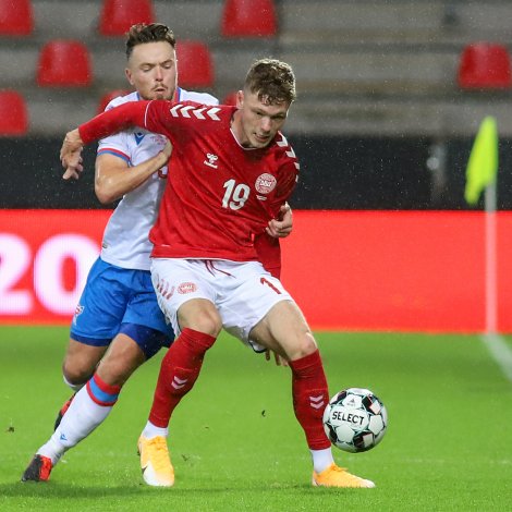 Andreas Skov Olsen og Danmark vunnu 4-0 á Føroyum í venjingardysti fyri tveimum mánaði síðani (Mynd: Sverri Egholm)