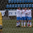 Fagnaður eftir 1-0 málið á Svangaskarði týsdagin (Mynd: Heri Joensen / FSF)