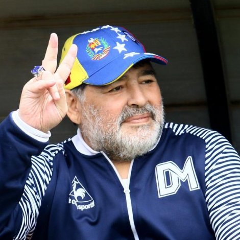 Ákærd fyri óviljað manndráp á Maradona