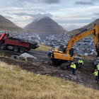 Ferð komin á arbeiðið at stykkja út á Fossum