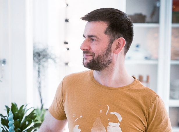 - Ein maður við nógvum talentum