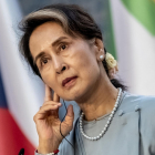 Aung San Suu Kyi trý ár afturat