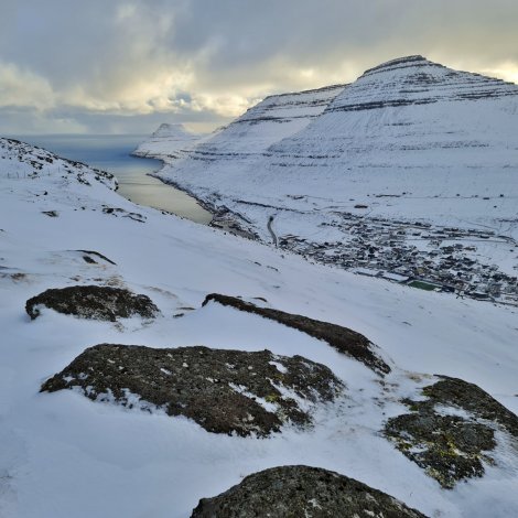 Myndir: Úr Árnafirði niðan á Kjølin