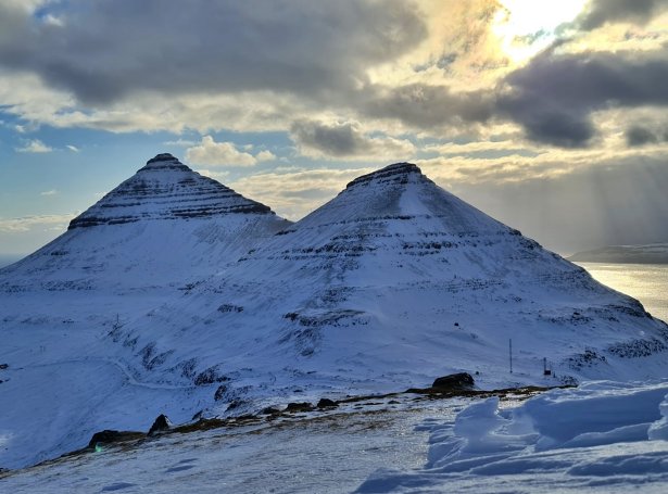 Hálsurin, Hálgafelli og Háfjall