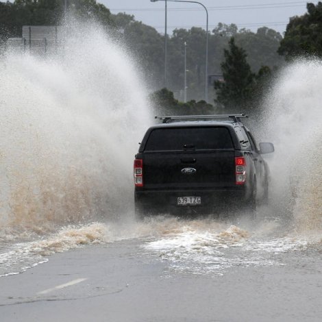 Ógvusligt regn í Avstralia