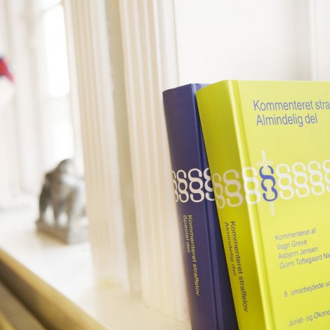 Øll revsilógin dagførd og føroyskað við árslok