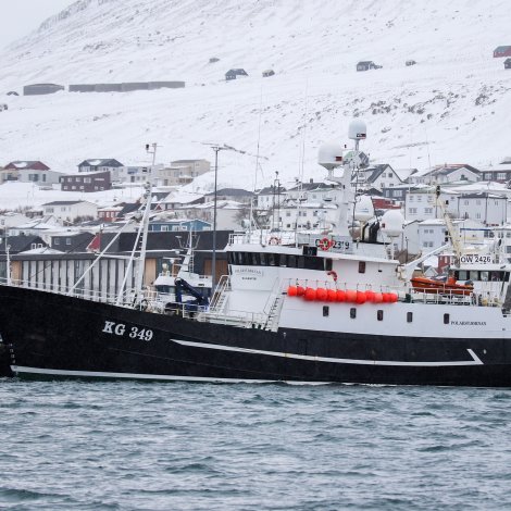 Polarstjørnan landar í Klaksvík