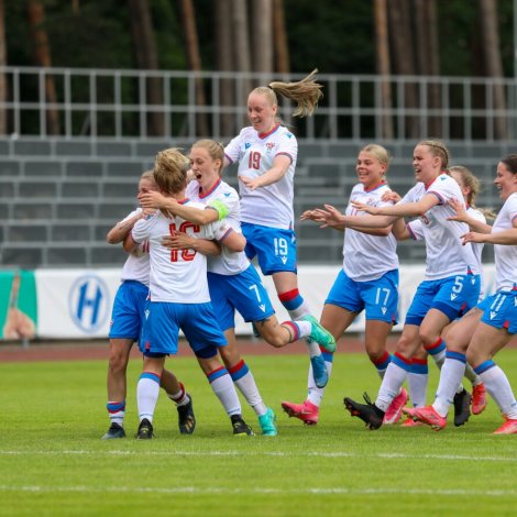 Føroysku kvinnurnar skulu royna at vinan Baltic Cup (Mynd: FSF/Bjarni Enghamar)