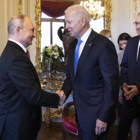 Biden og Putin skulu á nýggjan fund