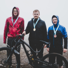 Tummas Óli E. Olsen, Uni Vitalis og Herfinn Thomassen (Mynd: Oskar Wilk / Sersambandið fyri súkkling og triathlon)