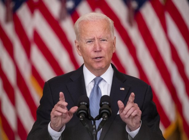 Síðan Joe Biden gjørdist forseti hevur USA latið meira enn 19,3 milliardir dollarar til Ukraina (Mynd: EPA)