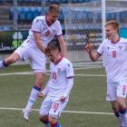 Í juni endaði tað við 2-2 javnleiki, tá føroyska U19-landsliðið hitti Ísland á Svangaskarði (Mynd: Bjarni Enghamar/FSF)