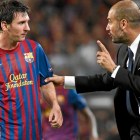 Guardiola var venjari hjá FC Barcelona, tá Lionel Messi lyfti seg upp til at vera heimsins besta leikara. Nú hava teir heimstað í ávíkavist Onglandi og Fraklandi
