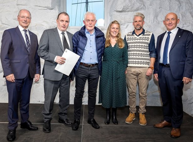 Heðin Mortensen, Trond Trosterud, Jógvan í Lon Jacobsen, Annika Øyrabø, Dánial Hoydal og Annfinn Brekkstein (Mynd: Ólavur Frederiksen / Tórshavnar kommuna)