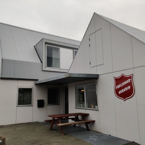 - Ongantíð áður hava so nógv fingið jólahjálp