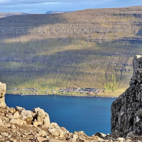 Myndir: Háfjall og Miðfjall í góðveðrinum