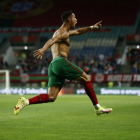 Cristiano Ronaldo hevur nú skorað 115 mál í 182 A-landsdystum fyri Portugal (Mynd: EPA)