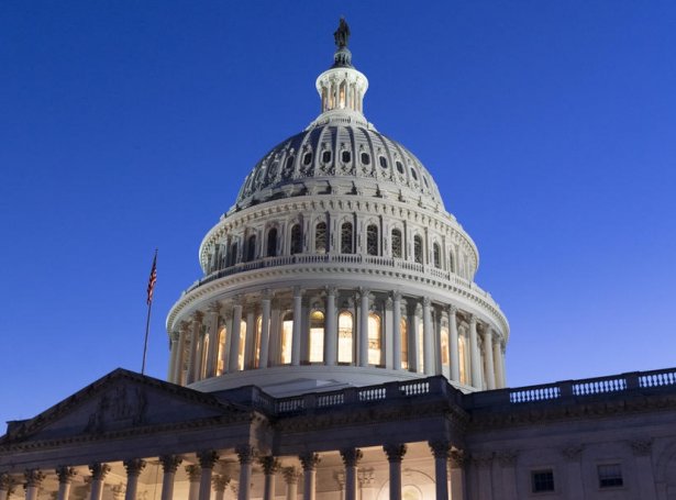 Kongressbygningurin á Capitol Hill í Washington D.C. (Mynd: EPA)