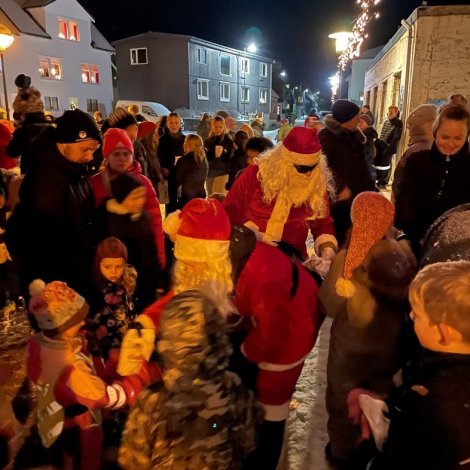 Jólamenninir koma til Sandavágs og Miðvágs sunnudagin