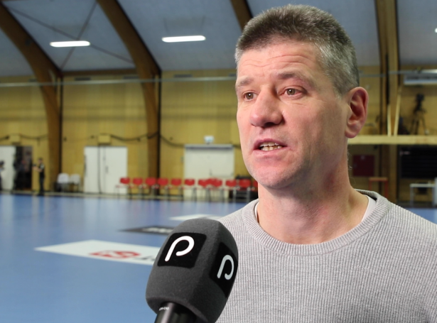 Video: Halda okkum hava ein góðan kjans til fjórðingsfinalupláss