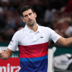 Novak Djokovic varð í gjár útvístur úr Avstralia (Mynd: EPA)