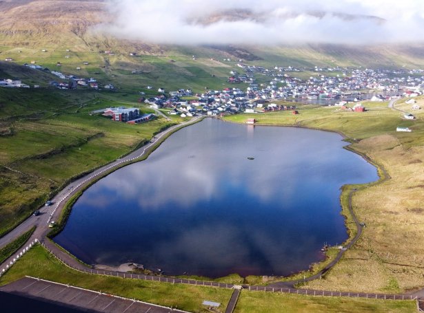 Bústaðarbyrðan í Suðuroy er í løtuni 9 prosent (Mynd: Dennis Holm/sudurras.fo)