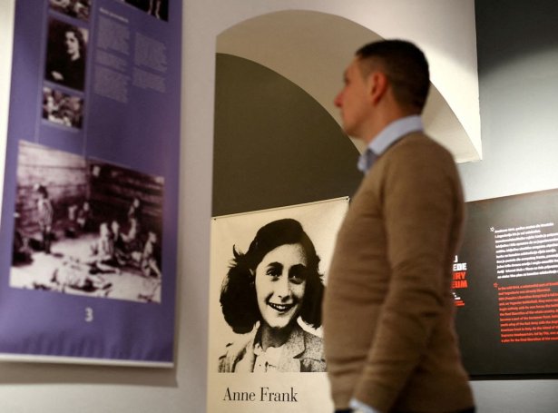Framsýning um Anne Frank í Kroatia (Mynd: Reuters)