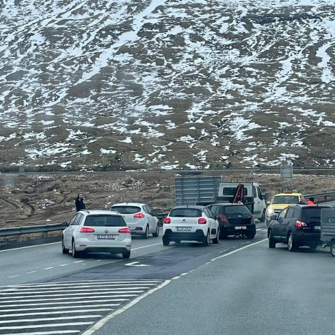 Samanstoytur við Streymin - ferðslan tarnað
