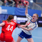 Marianna Geirsdóttir Eystberg gjørdist føroyskur toppskjútti við 12 málum (Mynd: EHF)