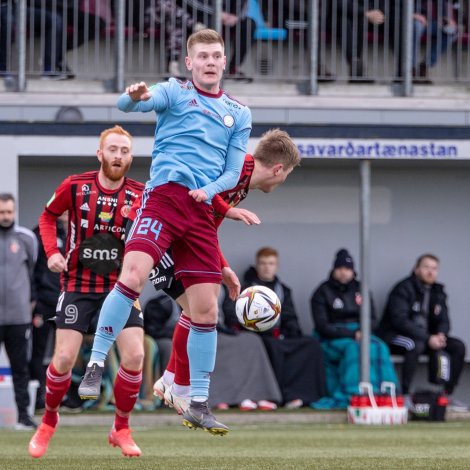 HB vitjar á Argjum. Higartil í ár hava teir reyð-svørtu vunnið 9-0 á AB samanlagt (Mynd: Sverri Egholm)