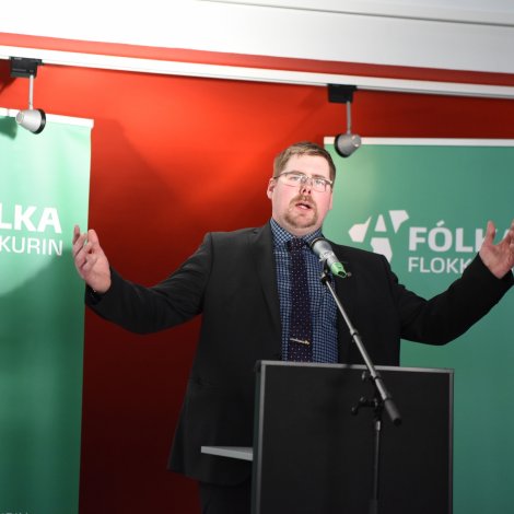 Myndir: Nógv fólk á landsfundinum hjá Fólkaflokkinum