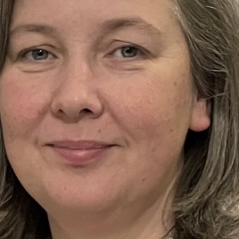 Katrin Hansen nýggjur deildarleiðari á Miðstøðini í Leirvík