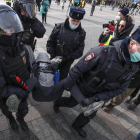 Amnesty: Russland fremur grov brot á altjóða rætt