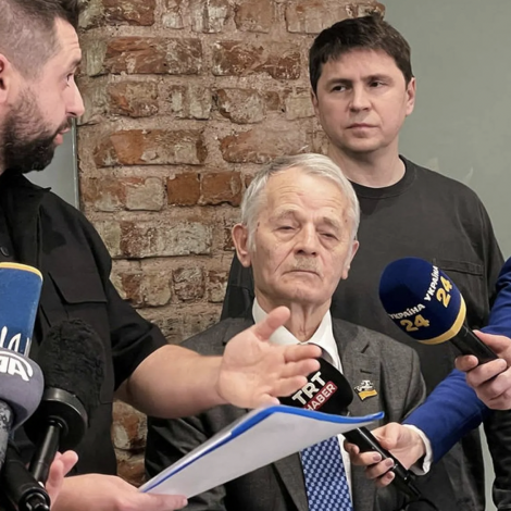 Fundur millum Putin og Zelenskyj kann vera ávegis