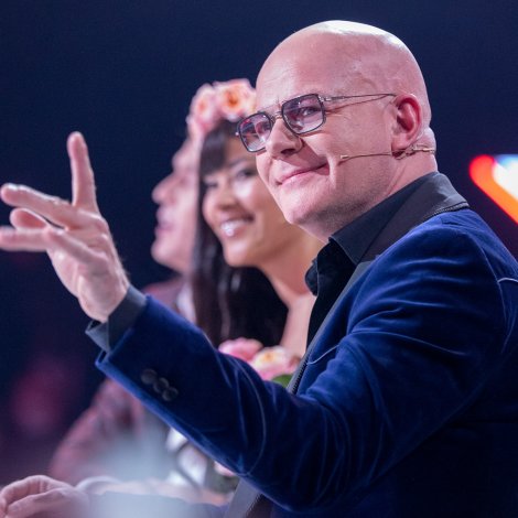 Benjamin Hav avloysir Simon Kvamm sum dómara