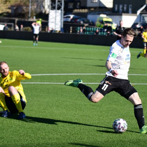 Myndir: 07 Vestur vann 3-2 á NSÍ