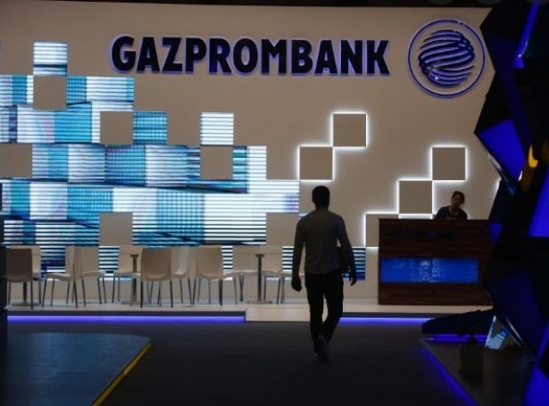 Flestu gassfeløgini gjalda við ruplum til Gazprom, inntøkurnar hækka og rupilin styrknar