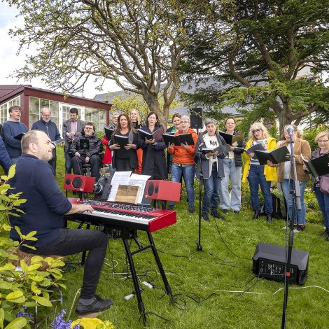 Tvær jólakonsertir við kórinum Glymur